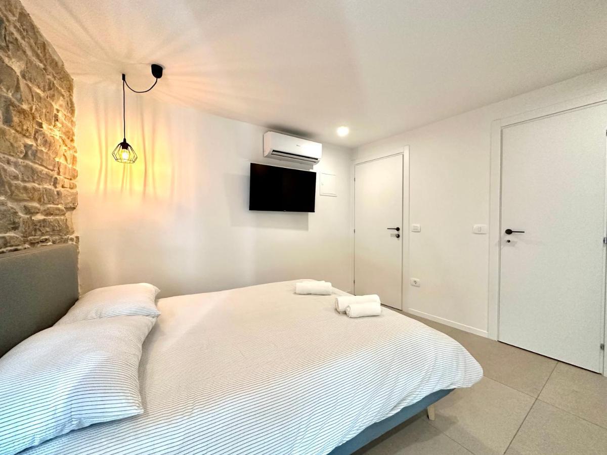 Damir Skomina Apartments โคเปร์ ภายนอก รูปภาพ