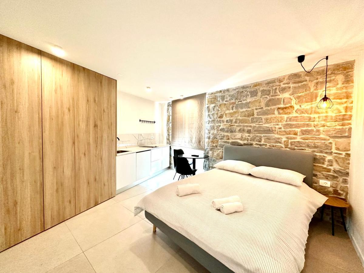 Damir Skomina Apartments โคเปร์ ภายนอก รูปภาพ