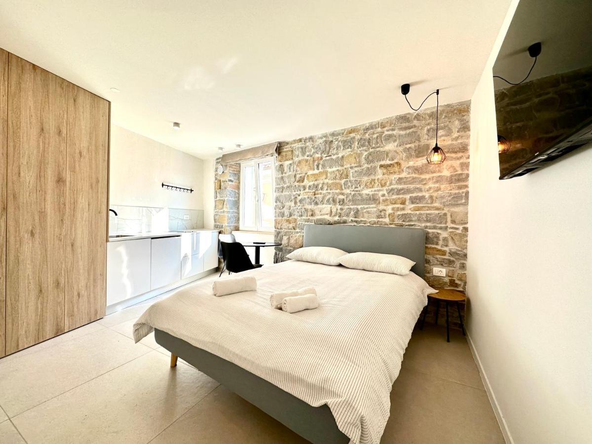 Damir Skomina Apartments โคเปร์ ภายนอก รูปภาพ