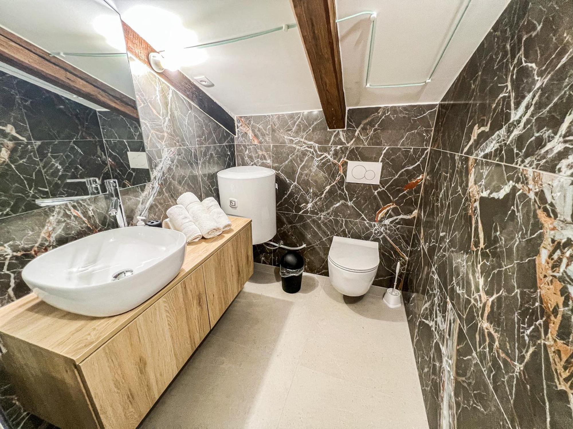Damir Skomina Apartments โคเปร์ ภายนอก รูปภาพ