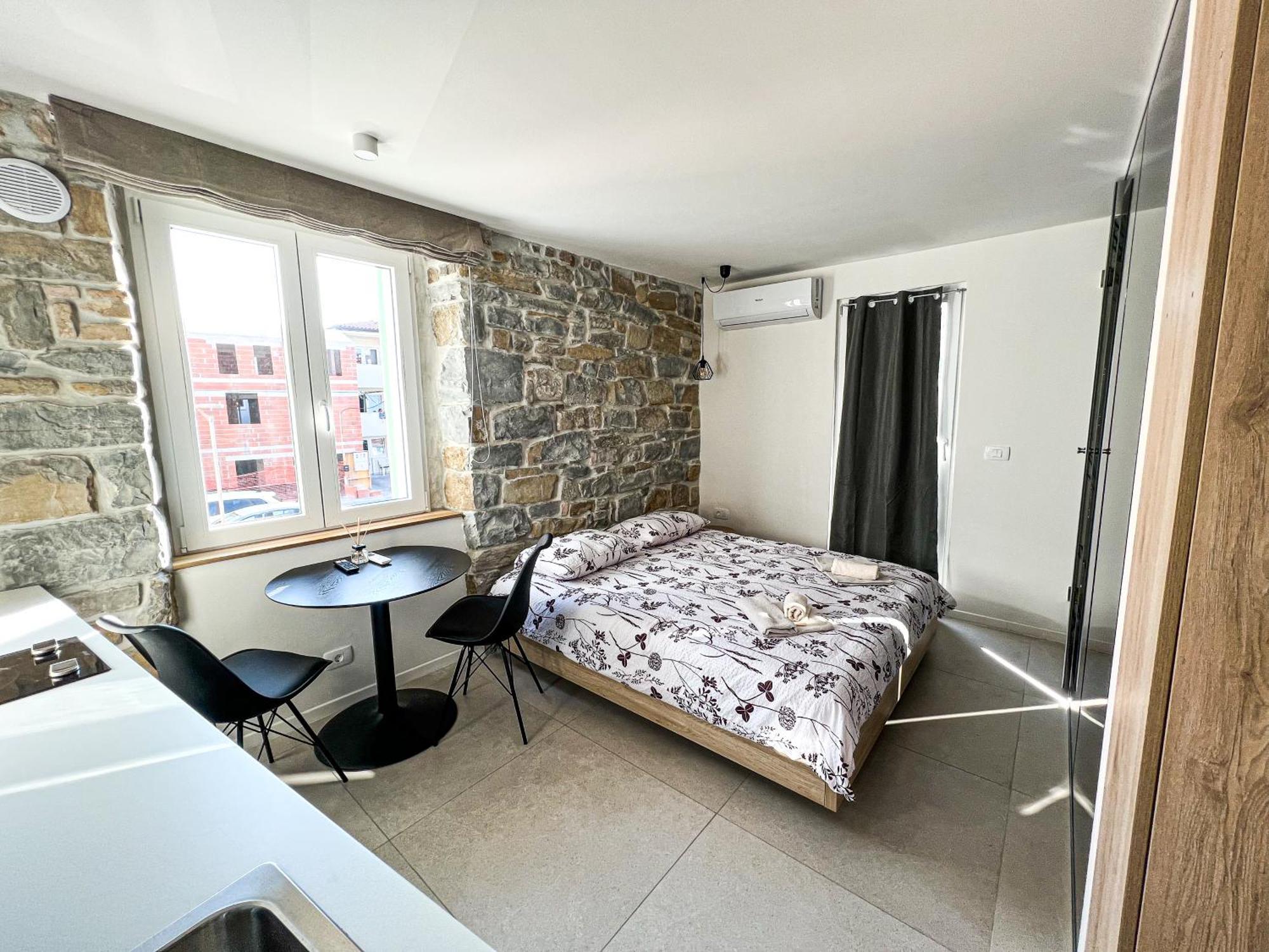 Damir Skomina Apartments โคเปร์ ภายนอก รูปภาพ